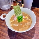 RAMEN GOTTSU - ミニマリスト経営<>