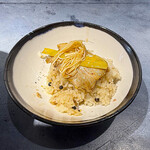 うずとかみなり - 胡椒飯にチャーシューととろネギ、白髪ネギを載せていただきます