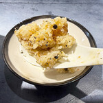 うずとかみなり - バターを炊き込んだご飯に胡椒のスパイシーさが美味いです