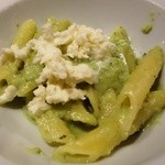 サグラ - 枝豆とモッツァレラのペンネ