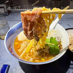 うずとかみなり - 「チャーギュウ」はオリジナルの「乱」には無い具材だと思いますが、コレがメチャメチャスープと合います