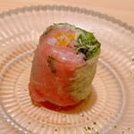 鮨 めい乃 - マグロは中落ちかな？そおれとも中トロ、大トロ部位をトリミングした際の端っこかな？