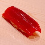 鮨 めい乃 - 赤身です。天端下かな？