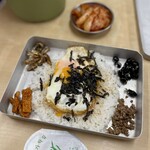 冷麺館　鶴橋店 - 煮豆、そぼろ、ジャコ、おでん（揚げみたいなん）