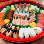 銀のさら - 料理写真:踊（おどり）4人前48貫 12916円
（テイクアウトで10%OFF 11624円）