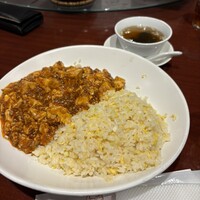 個室中華 頤和園 溜池山王店 - 
