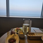 クラブ ラウンジ - 