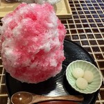 甘味や 澤田商店 - いちご　500円　白玉トッピング180円