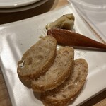 ワイン＆カフェ アダージョ - 虎杖浜産タラのパテ４８０円