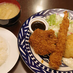 ニュートーキョー - ミックスフライランチ