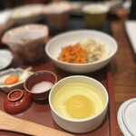 ごはん屋 たまり - 