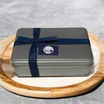 Rusurus Matsuya Ginza Ten - Silver Can with Navy Starry Sky. Stylish! (๑•̀ㅂ•́)و✧