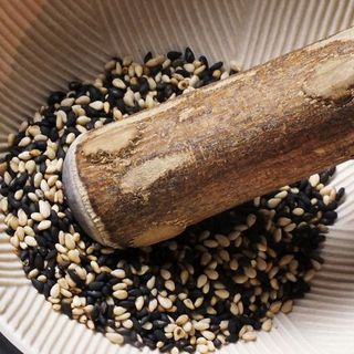20品目以上の食材を使用した秘伝のタレで美味しいお肉を♪