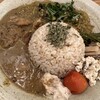 本と玄米カレー ヨスカ