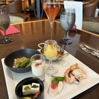 ブッフェアンドカフェ スロープサイドダイナー ザクロ - 