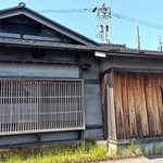 石臼自家挽き蕎麦　かめや - 店舗外観