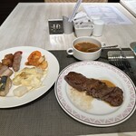 クラウンカフェ - 