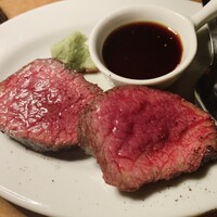 カルネジーオ イースト - 