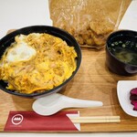 みつせ鶏本舗 - みつせ鶏親子丼セット、どぶ漬けから揚げ5個入り（単品）
