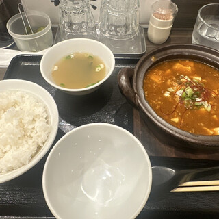 浜やん 土鍋麻婆 浜やん - 谷町六丁目/中華料理 | 食べログ