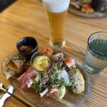 Dietro i tempi - 前菜のお供はいつも通りカールスバーグでスタート