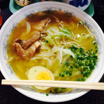 ラーメン朋 - とんこつラーメン 600円
            