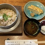 割烹 若松 - 料理写真:釜飯（五目）セット