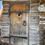 ひつじや - 店前