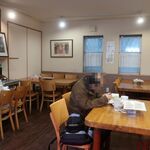 はっちょ - 店内の様子。