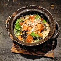 魚菜 由良 2号店 - 海鮮土鍋ごはん