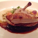 GOTHAM Bar and Grill - チキンです