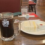 ダフネ珈琲館 - アイスコーヒーとモーニングBセット