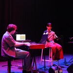 アメリカパビリオンレストラン - Skylar Tang＆William Schwartzman ジュリアード音楽院・ジャズ専攻 ロンドン、コンセルトヘボウ、カーネギー等で、巨匠達と共演。