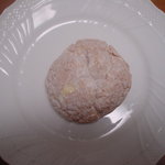 末広庵 - クッキーシュー(18cm程度のお皿の上で。）