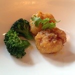 香桃 - 2014年9月　二皿目　帆立貝と塩漬け卵の炒め物　青野菜添え