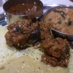 ゼロワンカレー - チキンピックルとマトンマサラ、ケララフィッシュアップ