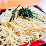 やぶ善 - しっかりと冷たいお水で締められた絶品"中華麺"。