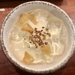蕎麦 あららぎ - デザートは梅のゼリー　さっぱり爽やか