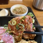 キッチン しろ - うーん、ご飯よりお肉の方が多いやん‼️こんな感じで最後までお肉を楽しめました。