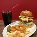 BROZERS’ - 【期間限定】～9/30 『5×5 LOT BURGER 25￥2,530』 ※3-E 『lunch drink¥275』