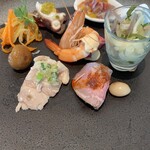 308923656 - 