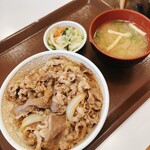 すき家 - 料理写真:牛丼おしんこランチセット　¥580