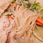 ラーメン あんず - 白い冷製麺 (数量限定)