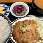 キッチン シン•トミー - 