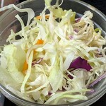 泰南飯店 - 泰南飯店 神保町店 ランチ 回鍋肉に付くサラダ