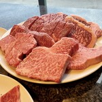 グルメリア但馬 - ステーキ皿  どのくらいの重量なんだ？