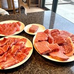 グルメリア但馬 - 右の、ステーキが 凄過ぎ"(∩>ω<∩)"