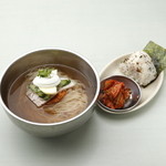 Reimen Kan - 冷麺定食