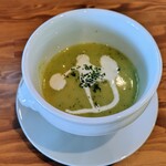 nook - 新ジャガイモとブロッコリーのポタージュ