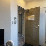 グルメリア但馬 - 2階で受付をしてから、ココで待つ！